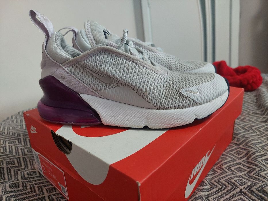 Маратонки NIKE AIR MAX 270