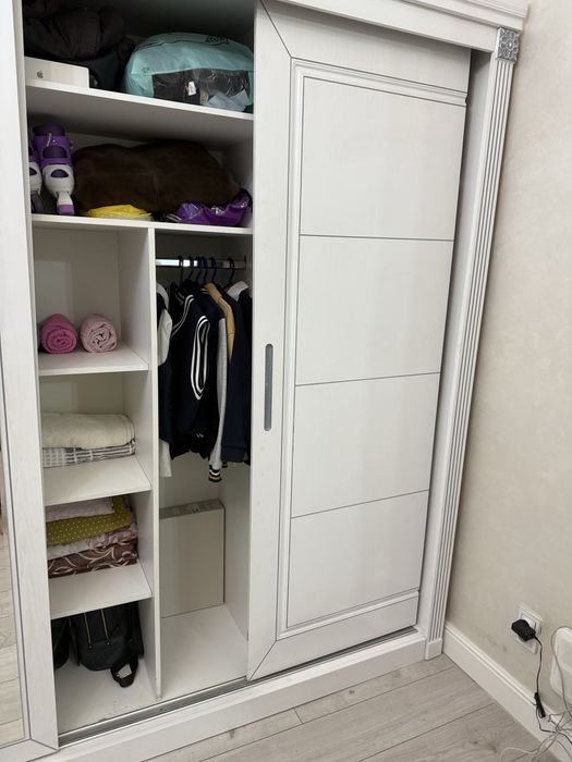 Продам шкаф-купе