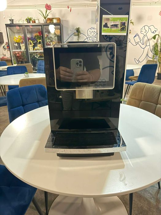 Espressor Automat TCHIBO Coffea Office, Ecran Tactil, Bauturi Presetate, Dispozitiv Spumare Lapte, Negru