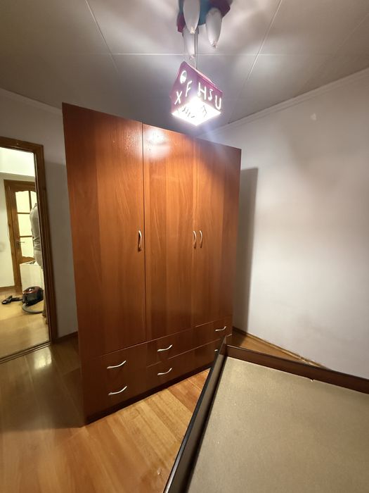 Продам шкаф и кровать