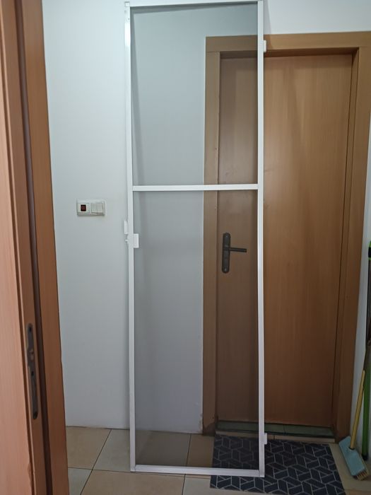 Комарници за прозорци