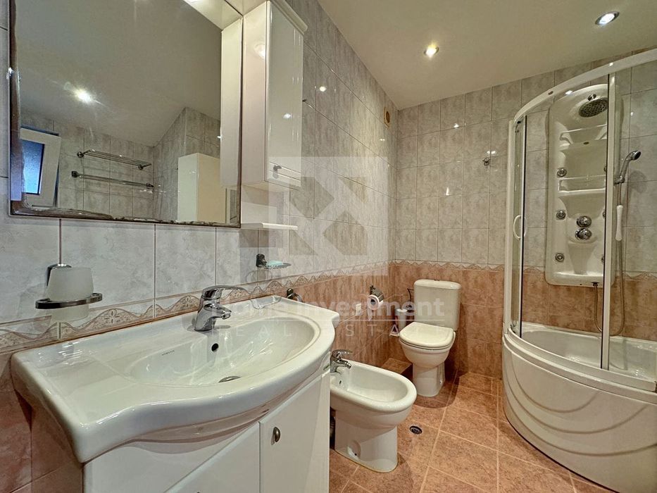 Дава се под наем Къща в Варна, м-т Евксиноград - 362 кв.м за 2000 € - Снимка #11