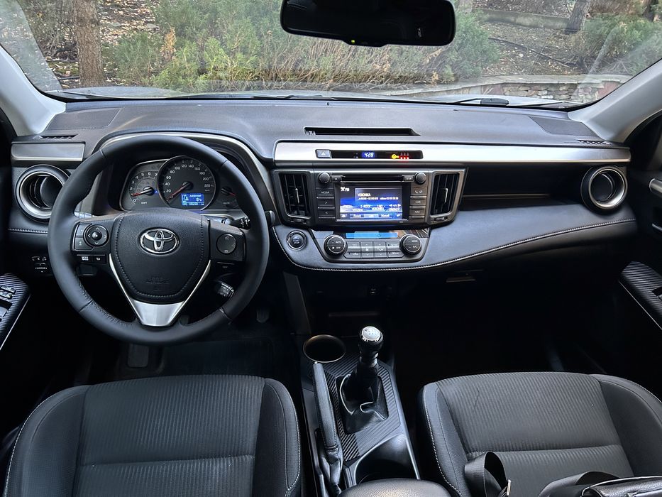 Toyota Rav4 2.0 D-4D, 4x4 , 124 к.с.,11. 2014 г, Пълна серв. история !
