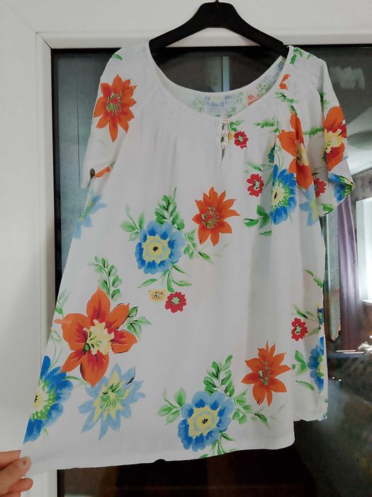 Bluza de vara cu flori