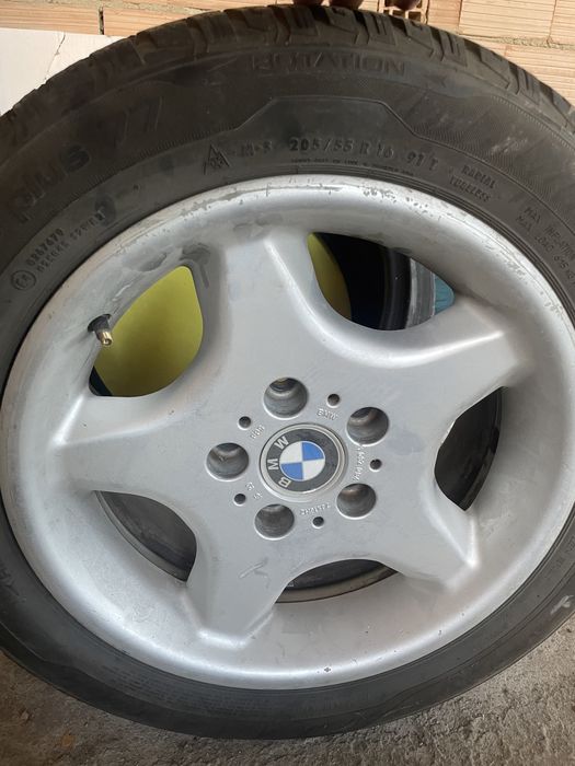 Гуми с джанти 4 броя 16 цола зимни