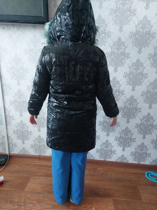 Продам зимнюю куртку