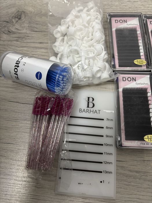 Consumabile pentru extensii gene
