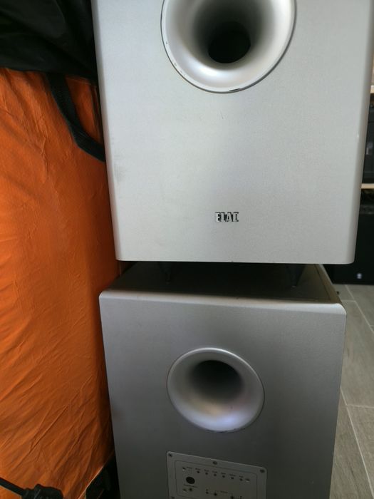 Subwoofer pentru sistem audio