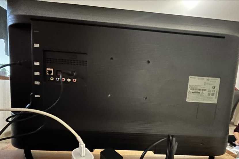 Телевизор Samsung 32