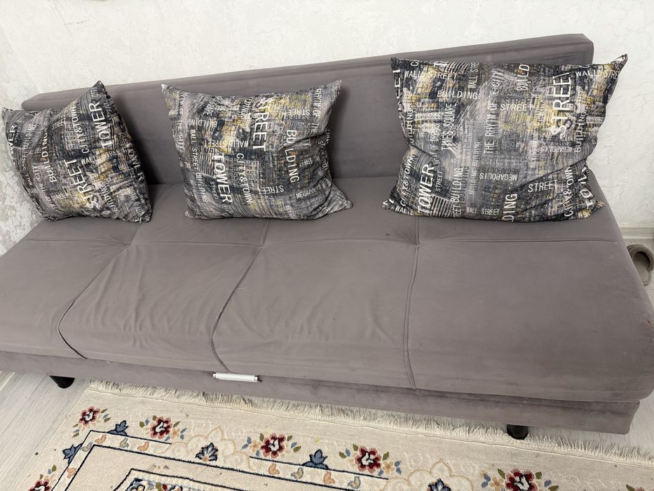 Тахта тиван  продам