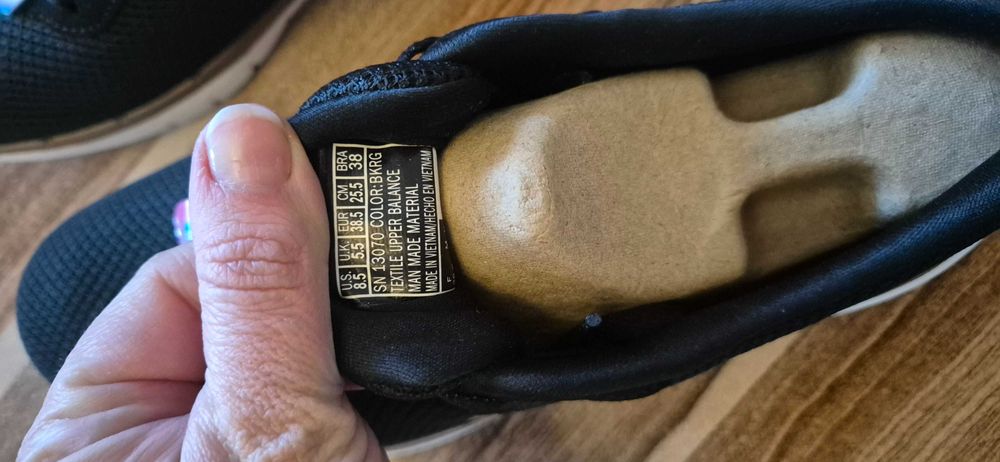 Маратонки Skechers НОВИ