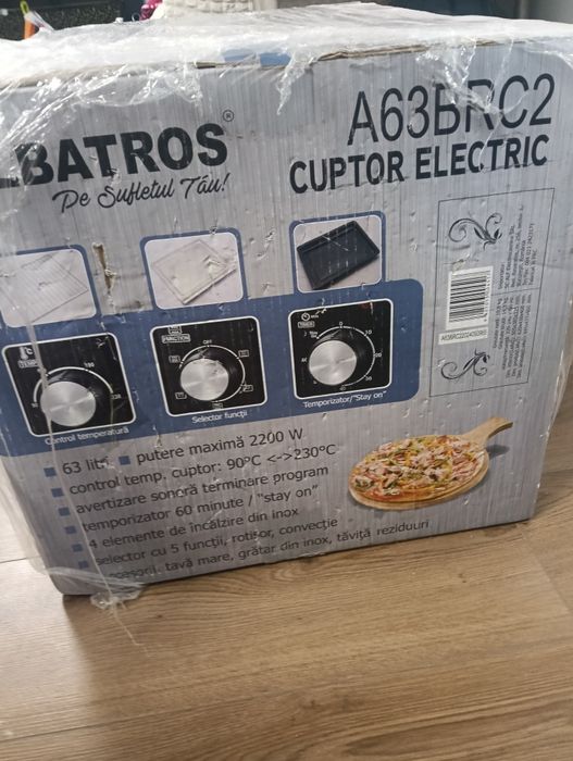 Cuptor electric.