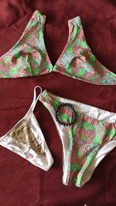 Комплекти/ лотове само по 10 лв. бански и подаръци