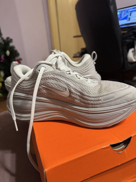 Nike vomero plus 40,5