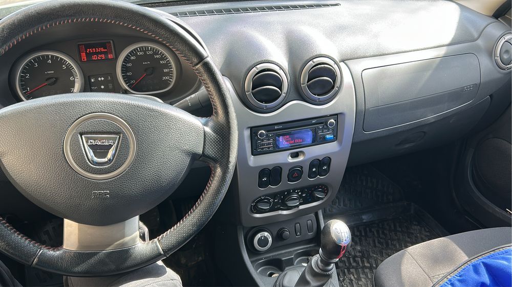 Vand dacia duster 4x4 2013