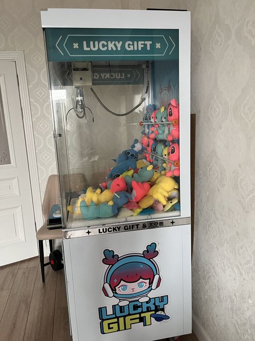 Продам игровой аппарат новый