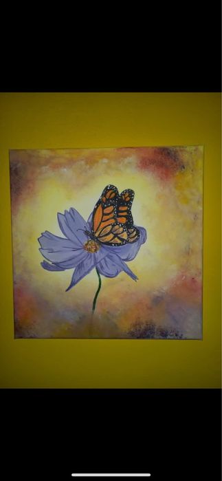 Ръчно рисувани картини с акрил по поръчка.