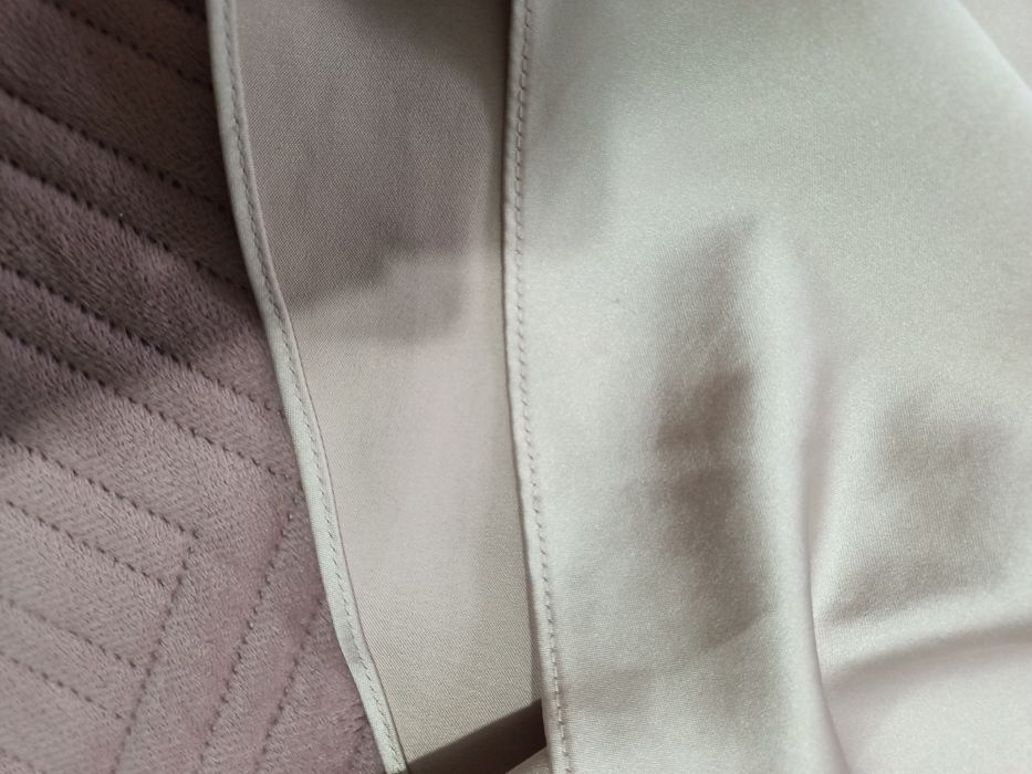 Атлас юбка в розовом цвете