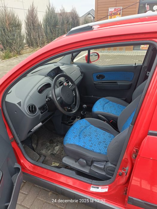 Vând Chevrolet spark