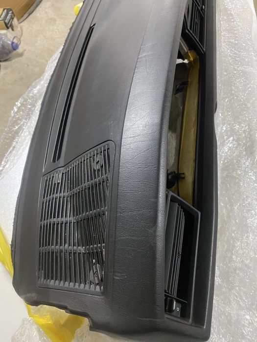 Мерседес w201 (190) торпеда