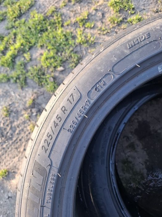 Vand 2 anveloe 225 45 17 michelin bune de vara  dot 2020