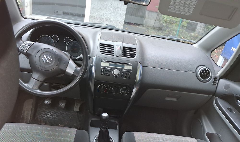 SUZUKI SX4 2010 — imagine 5