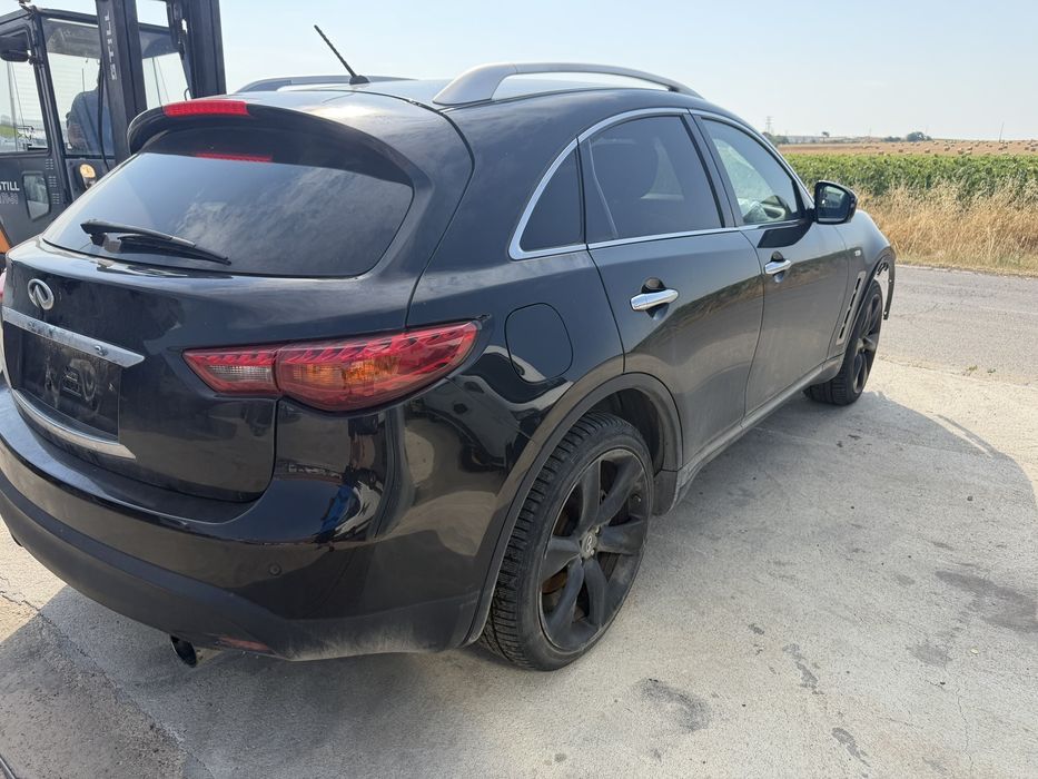 Infiniti QX70 3.0d  2014g