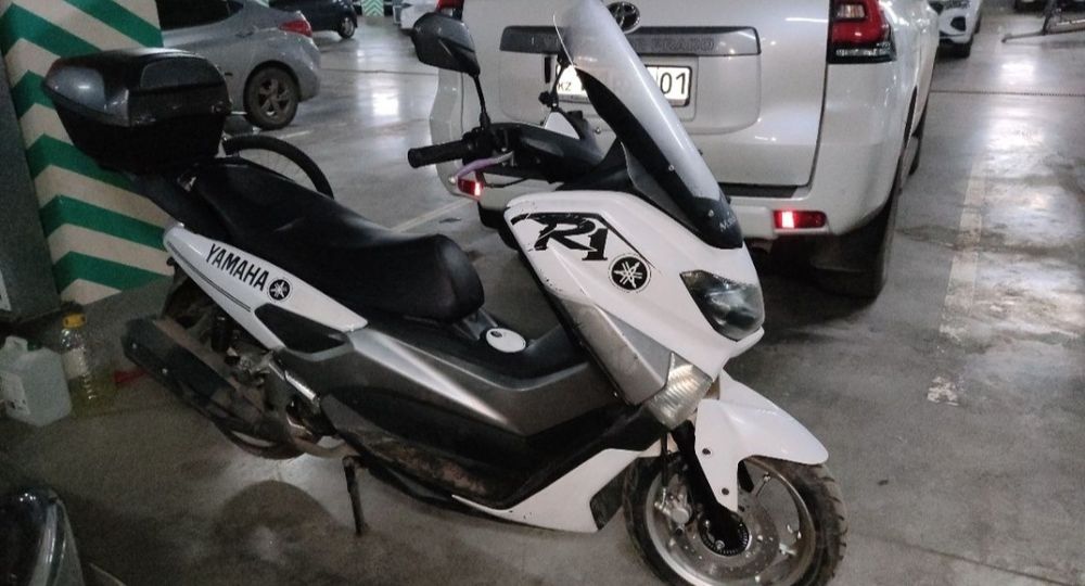 Скутер n-max 175