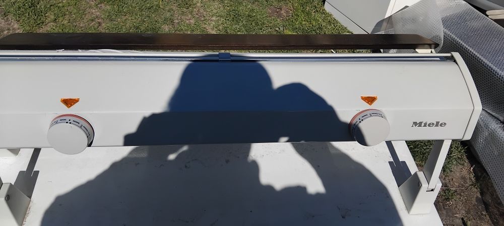 Каландър Miele [ гладачна машина]