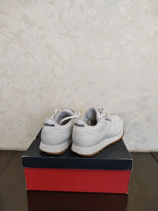 Reebok Classic 42р