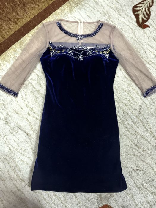 Платье вельюр и Lc waikiki свитшот