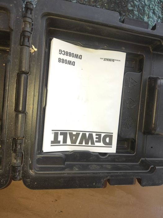 Lase cu fascicul in cruce  DW088CG DEWALT
806.33 lei