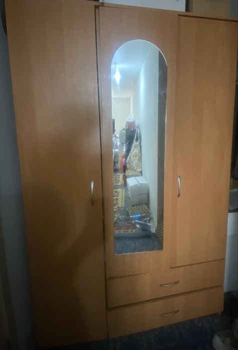 диван и другие мебели