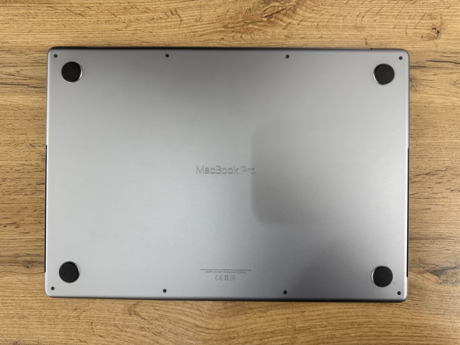 MacBook Pro M1 (16-inch, 2021) 16gb 1tb