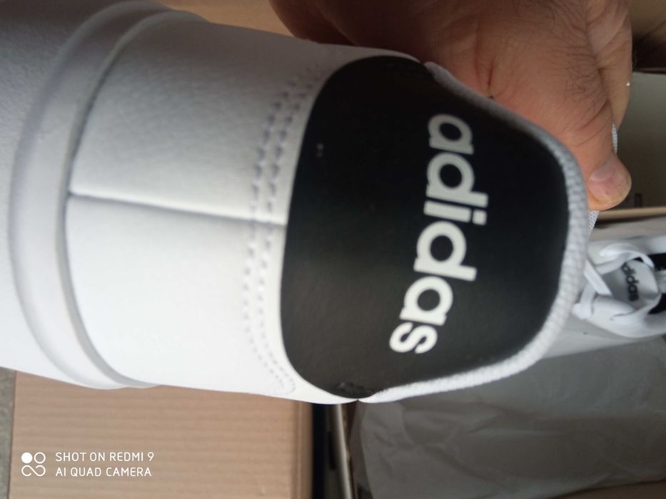 нови маратонки  адидас