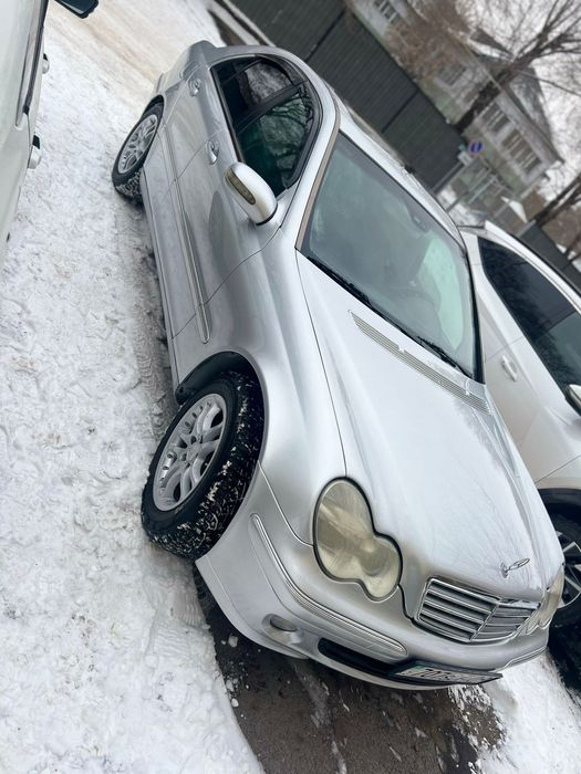 Мерседес. С 203  Объем 2 Компрессор