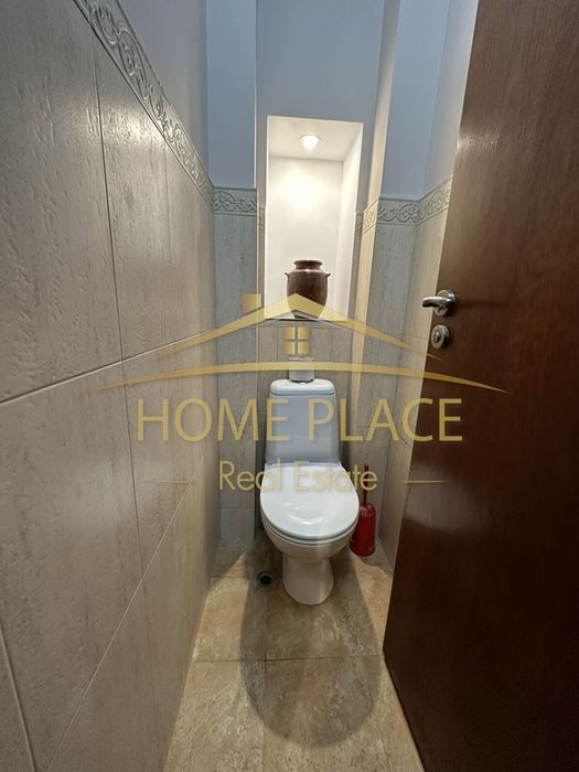 Дава се под наем Тристаен апартамент в Варна, Център - 120 кв.м за 1020 € - Снимка #11