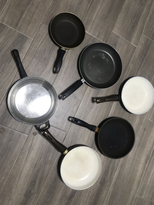 Използвани  тигани  6  броя  / Налични  .