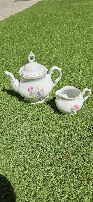 Порцелан - три кани