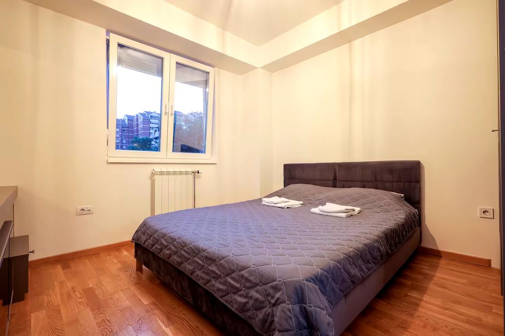 Дава се под наем Тристаен апартамент в София, Света Троица - 110 кв.м за 561 € - Снимка #5