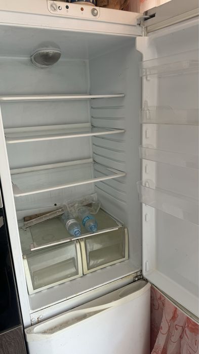 Холодильник на запчасти