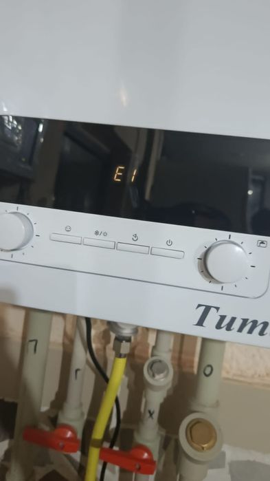 Сантехник с материалом