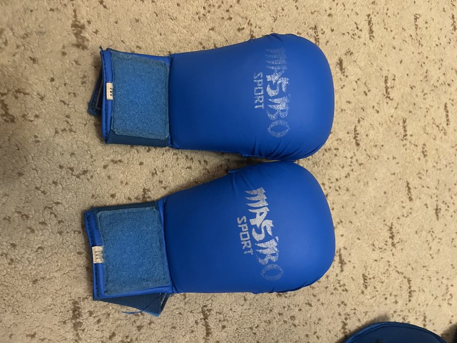 Tibiere, botoşei şi manuşi Masibo