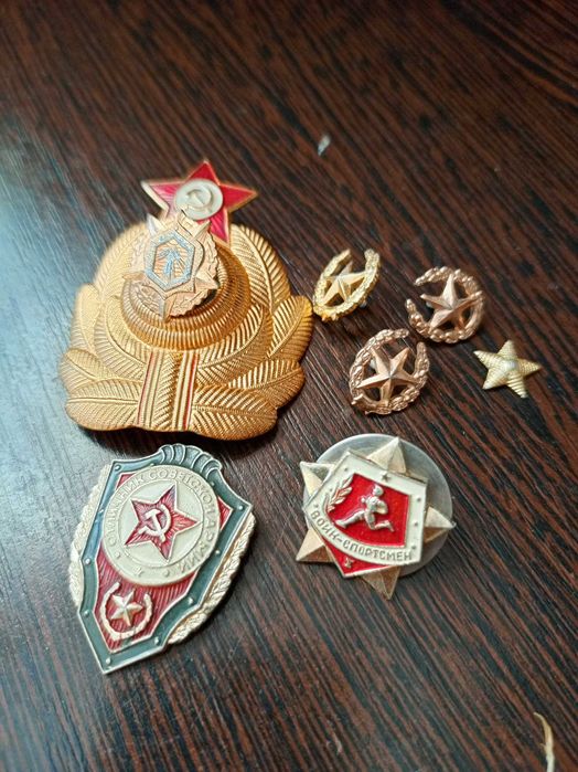 Значки времён СССР