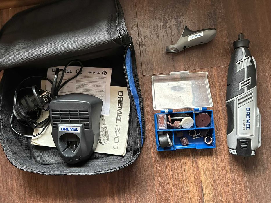 Dremel 8200-1/35 unealtă rotativă multifuncțională fără fir