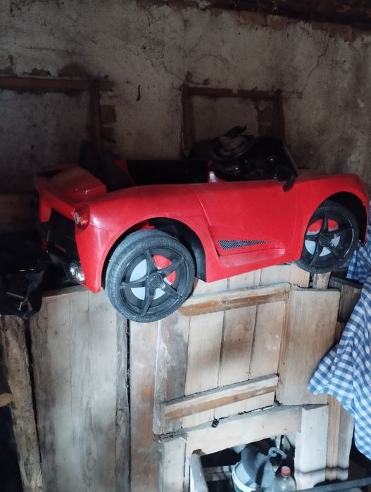 Електрическа детска кола