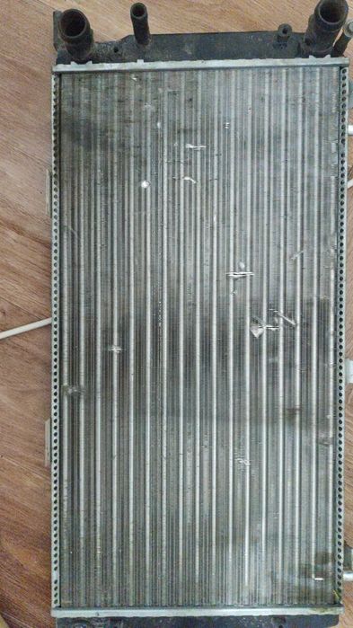 Продам радиатор ауди 80