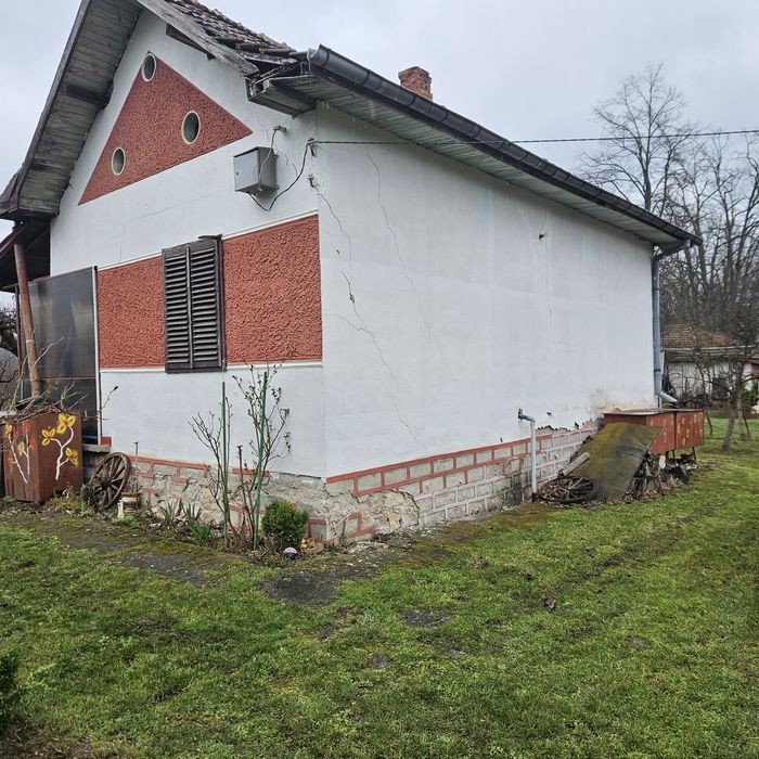 ВИЛЕН ИМОТ Врачански лозя,  м. Янкин връх