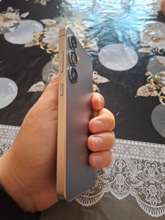 Samsung S25   12/128