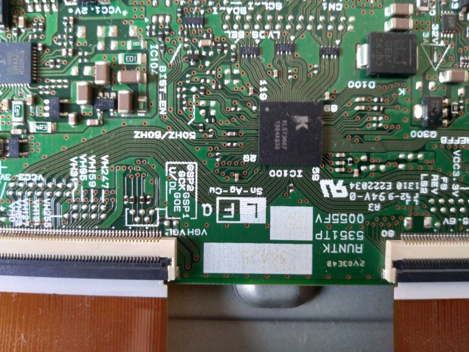 Ofer celor interesati componente  TV. LED - LCD  Displey  Spart